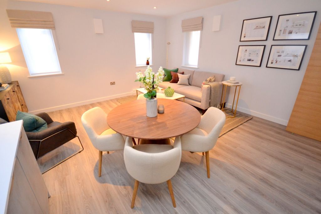 Property photo 2 of 7 2