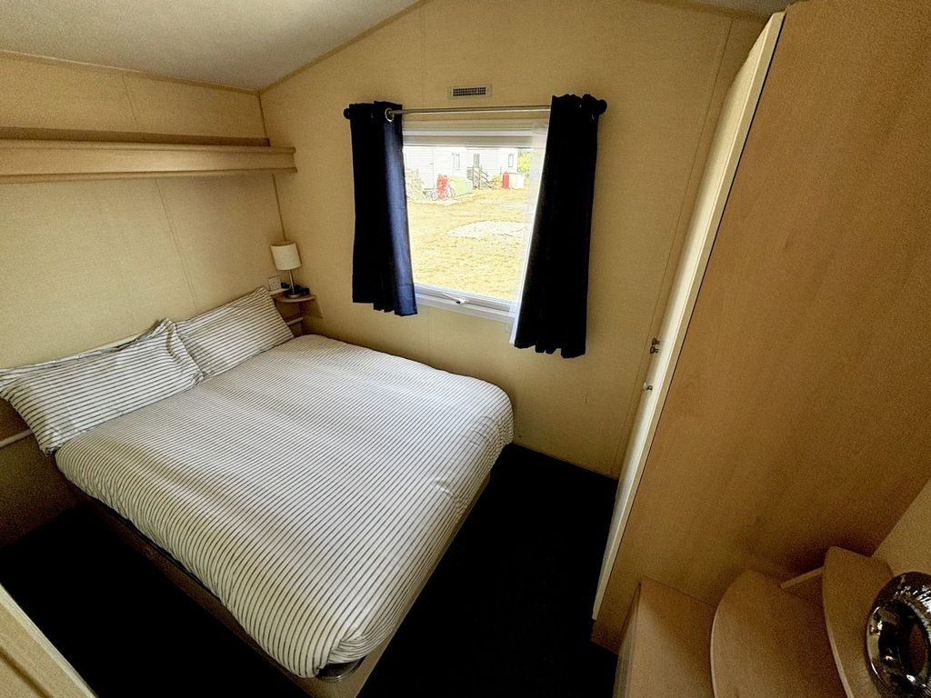 Property photo 3 of 4 Willerby Herald #8.Jpeg