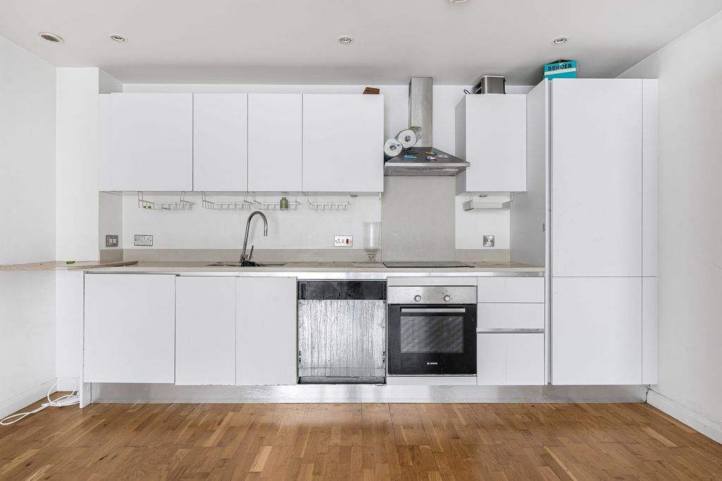 Property photo 1 of 15 Kitchen