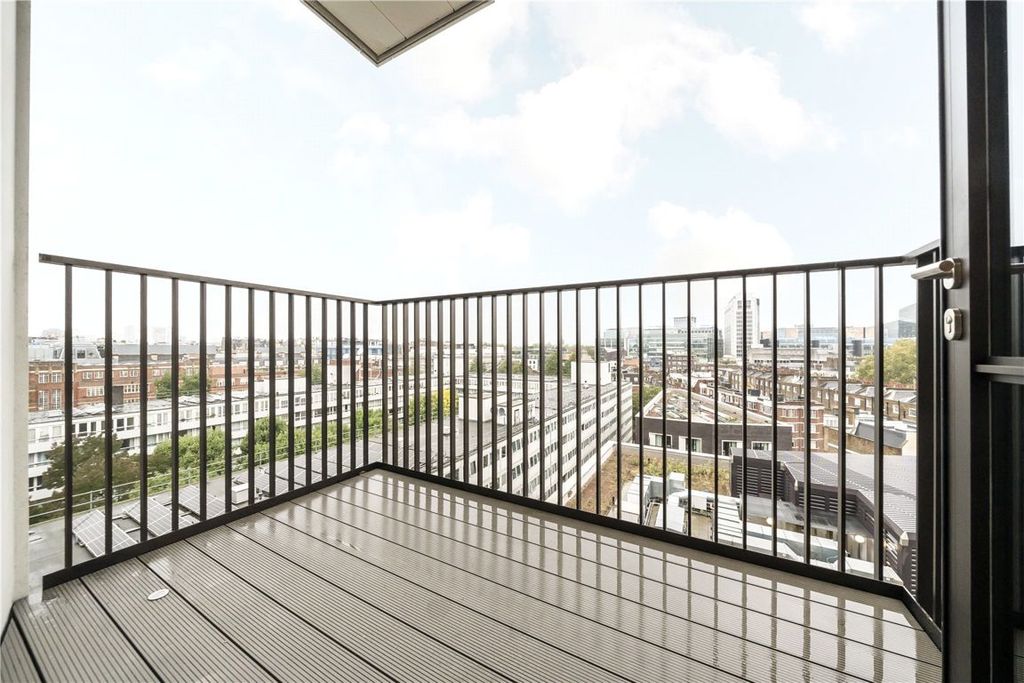 Property photo 3 of 3