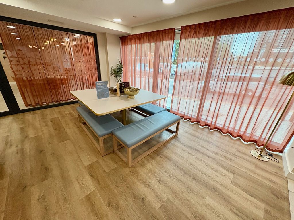 Property photo 2 of 8 View