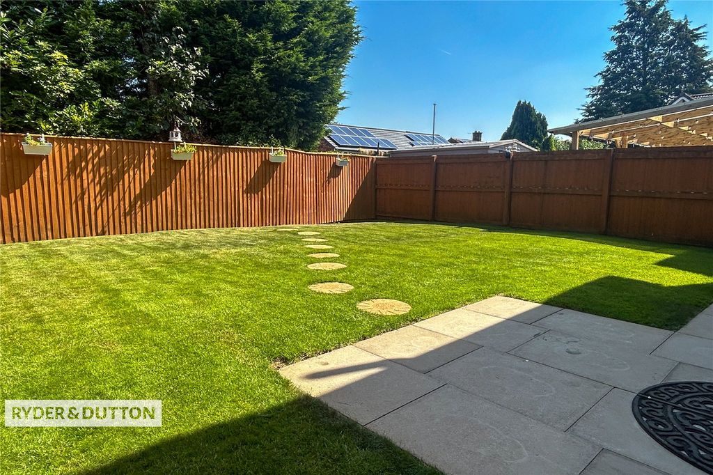 Property photo 2 of 21 Picture No. 19