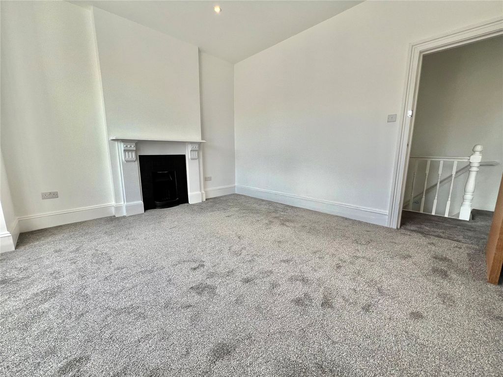 Property photo 3 of 13 Picture No. 17