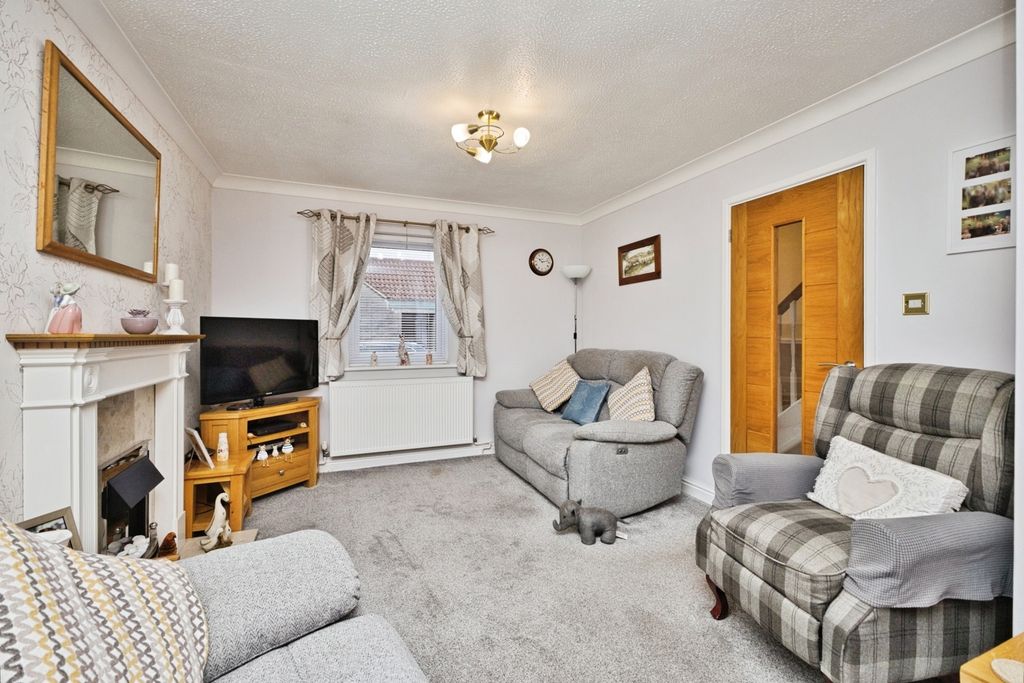 Property photo 3 of 23 Pbox-Img.Jpg