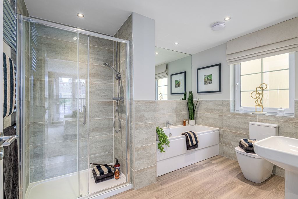 Property photo 3 of 9 Dwh Bangour Village Main Bathroom