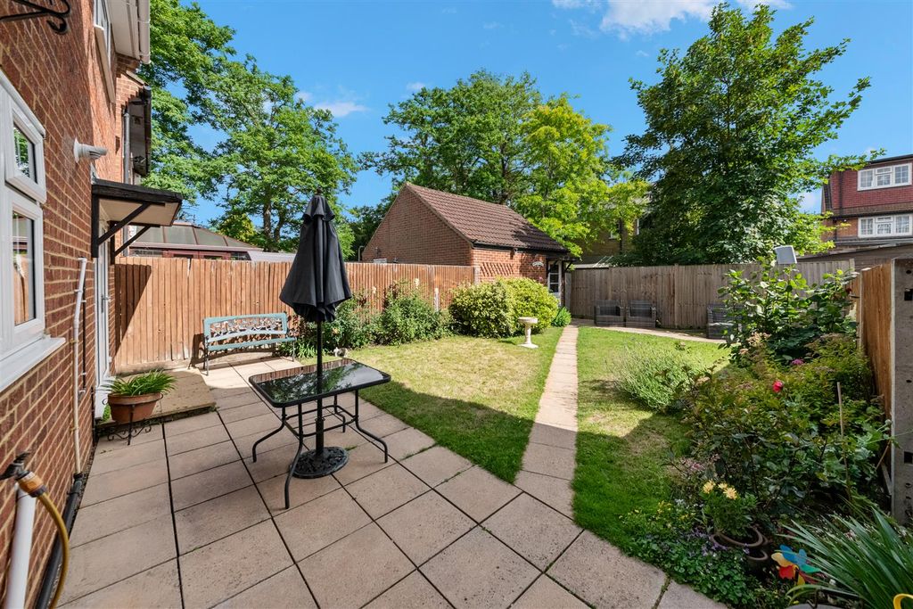 Property photo 2 of 15