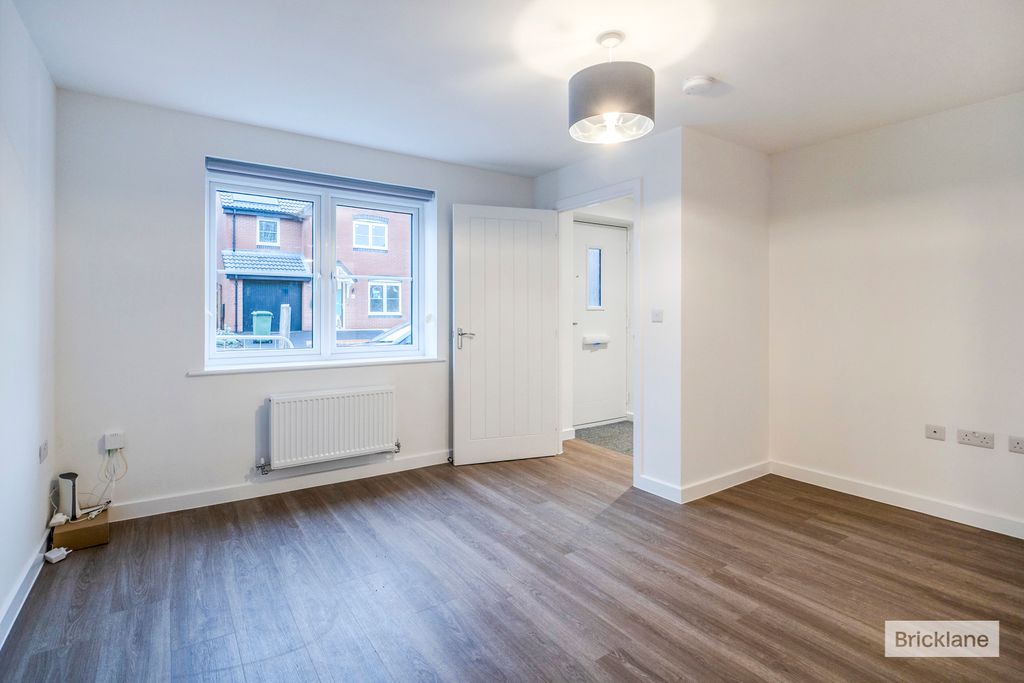 Property photo 3 of 13 Living Room