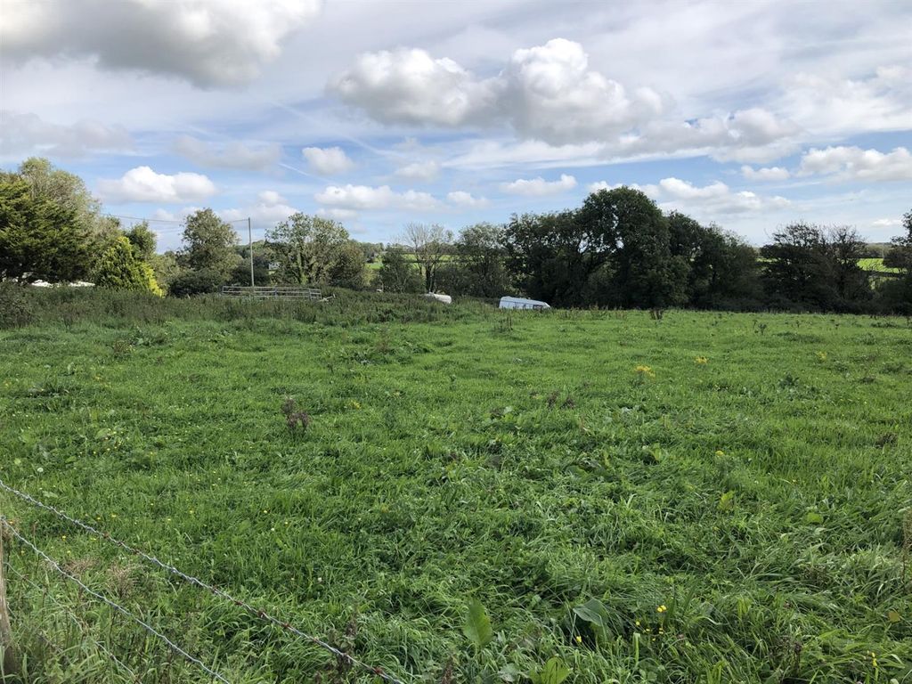 Property photo 1 of 5 Land2.Jpg