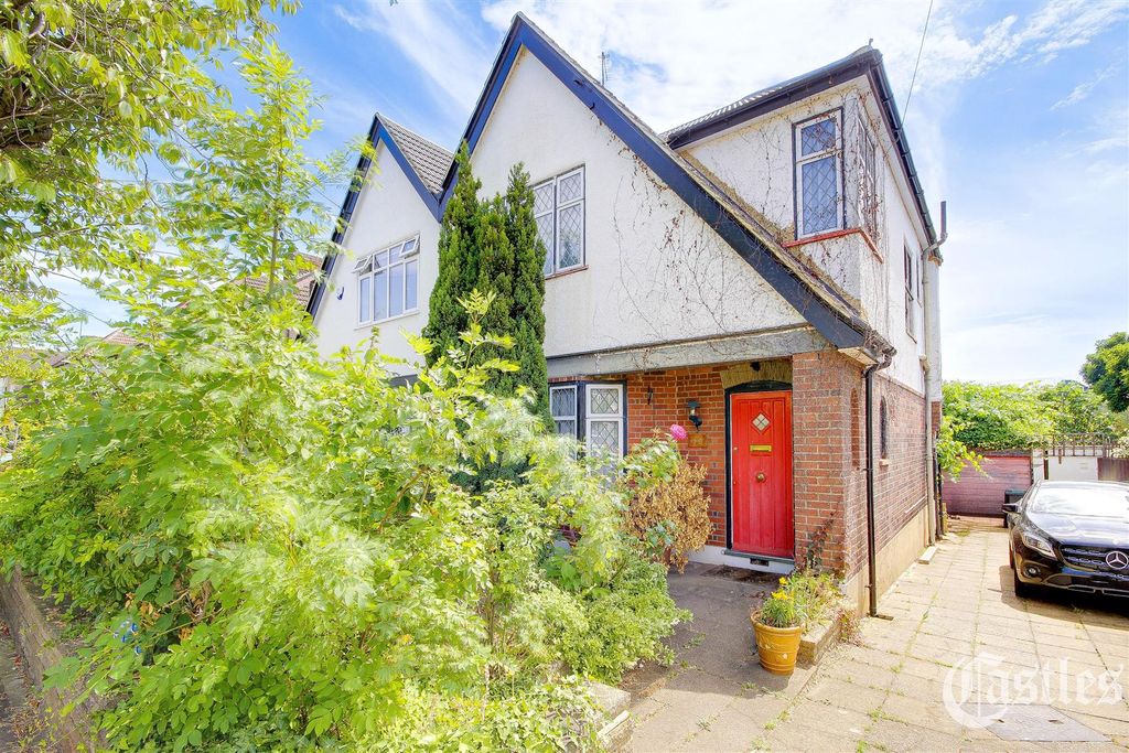 Property photo 1 of 22