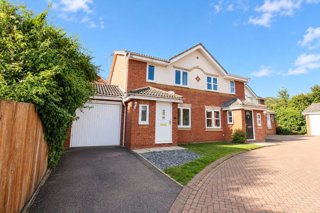 Property photo 1 of 16 Picture No. 04