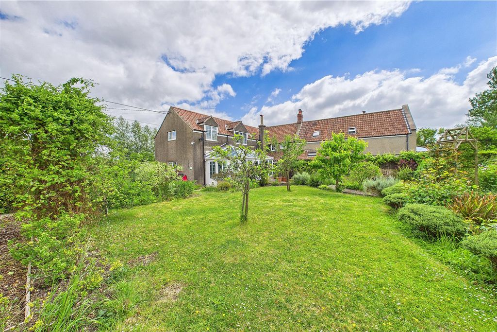 Property photo 1 of 24