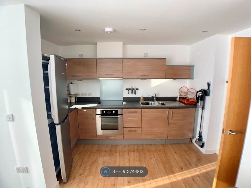 Property photo 2 of 11