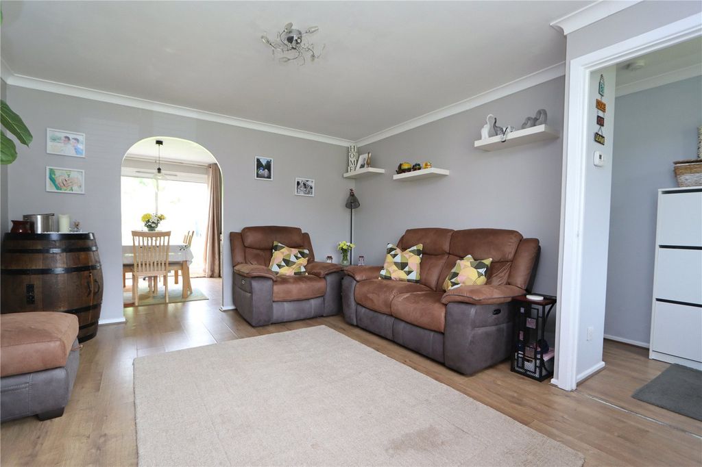 Property photo 3 of 16 Picture No. 16