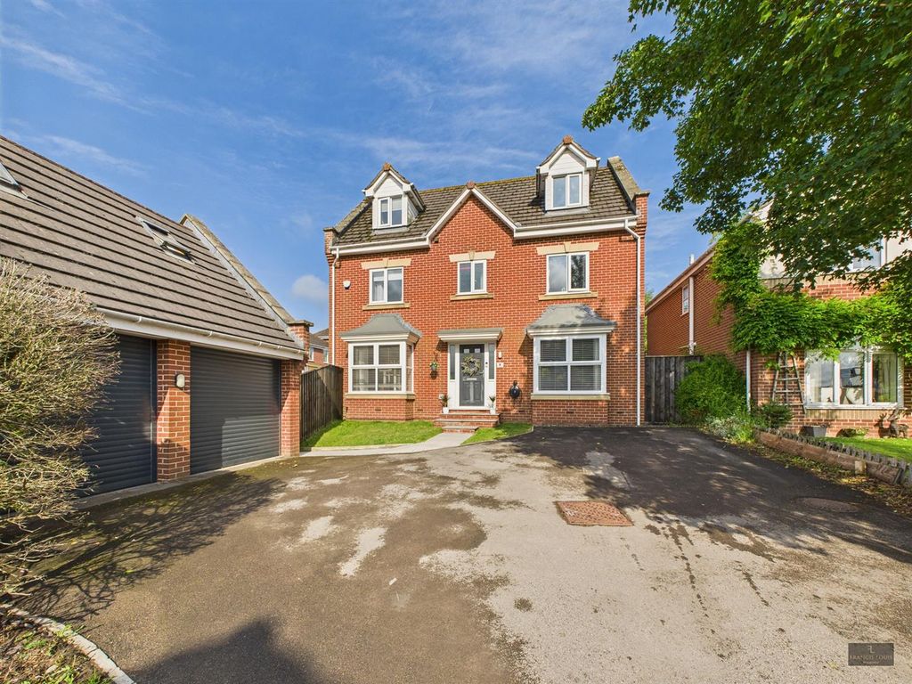 Property photo 1 of 29 Cam02887G0-Pr0476-Still001.Jpg