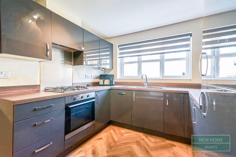 Property photo 2 of 24 Photo 7