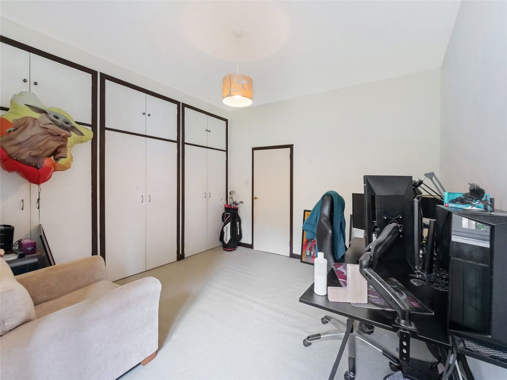 Additional image 10 of 3 bed flat for saleOakshaw Street West, Paisley, Renfrewshire PA1