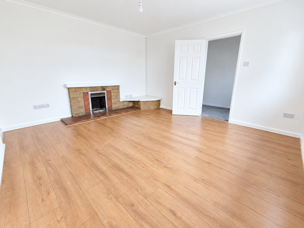 Property photo 2 of 11 Living Room