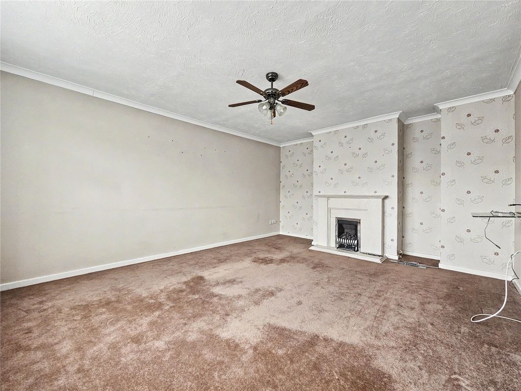 Property photo 3 of 21 Picture No. 03