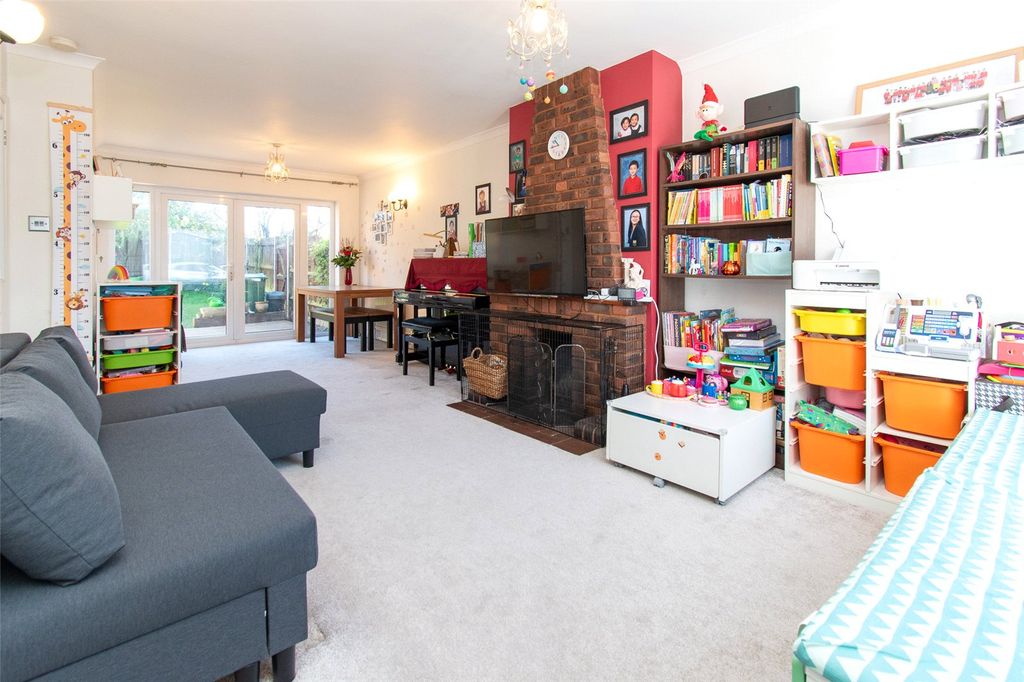 Property photo 3 of 16 Picture No. 19