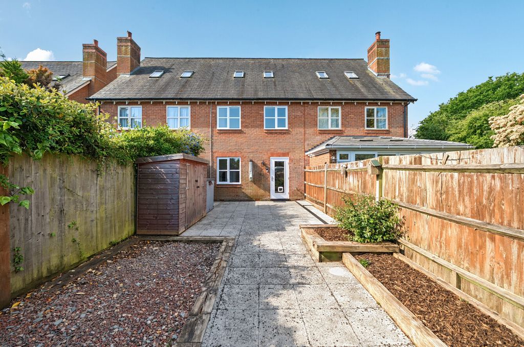 Property photo 3 of 15 1456287-19-69Fc5F...