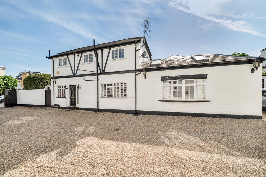 Property photo 1 of 11 Image