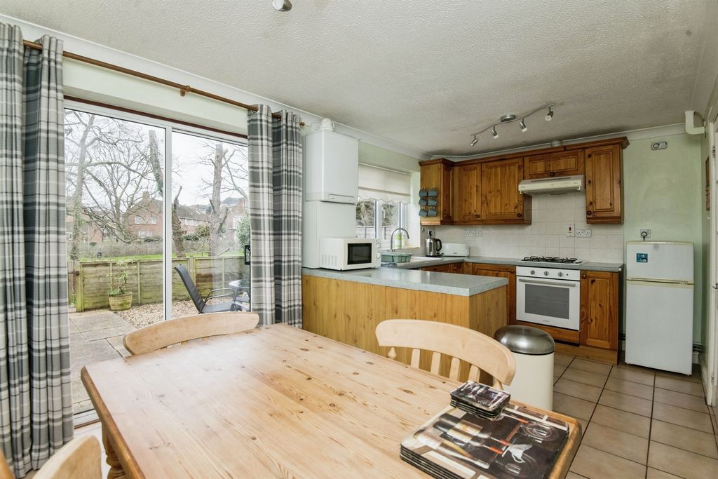 Property photo 3 of 13