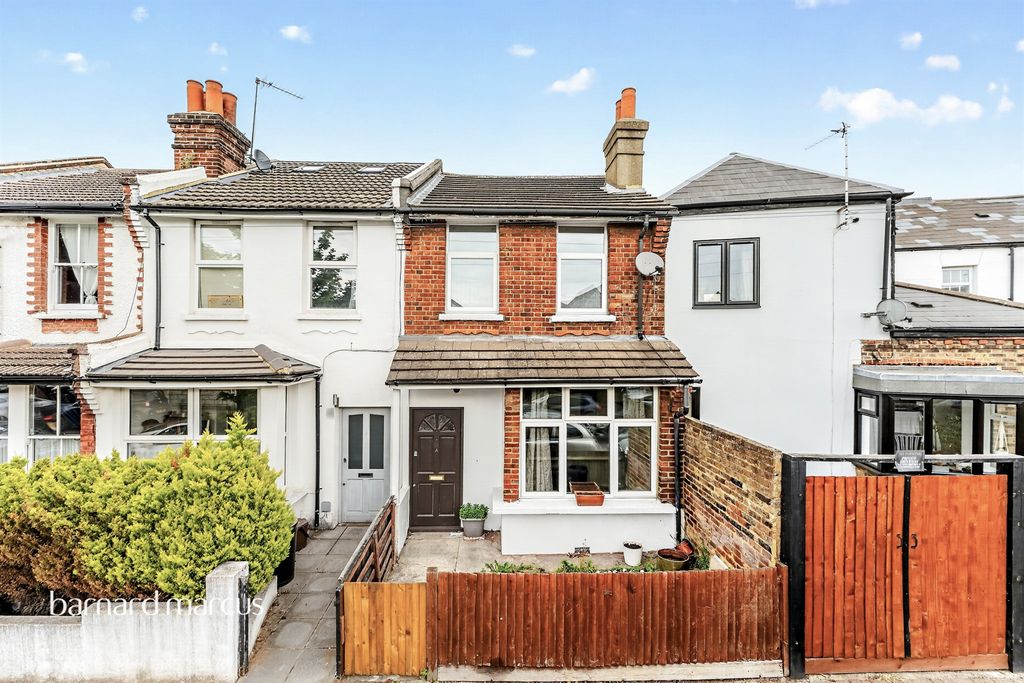 Property photo 1 of 16