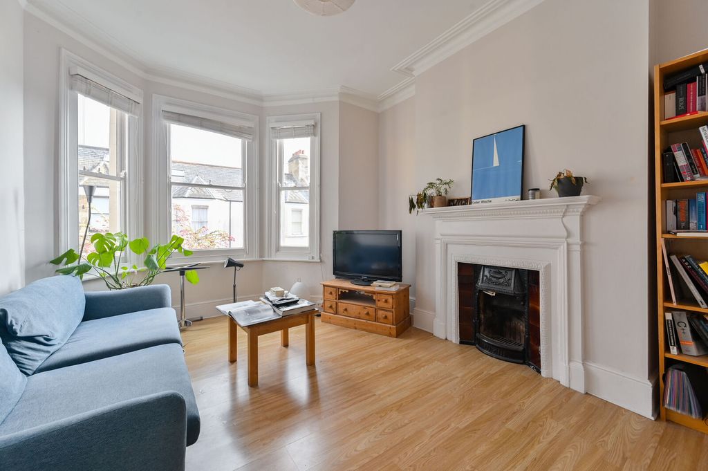 Property photo 1 of 9