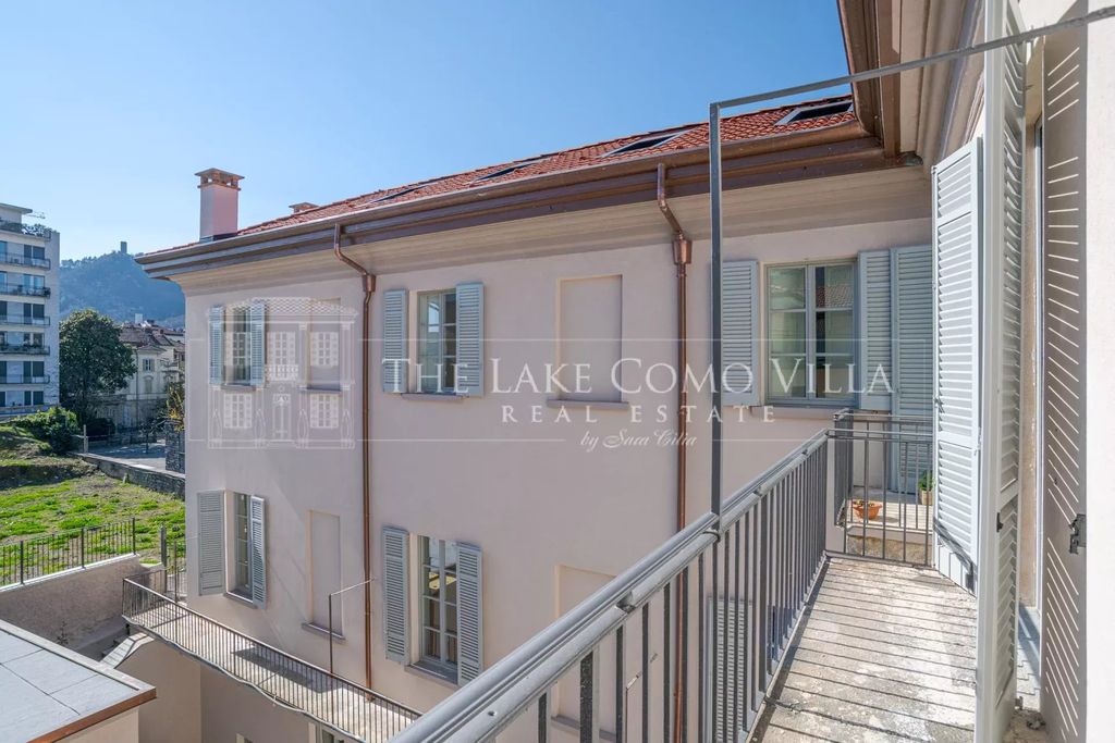 Property photo 1 of 21 Como The Lake Como Villa-Palazzo Parini Via Diaz 131