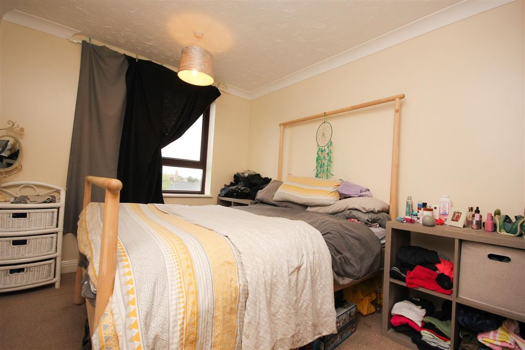 Property photo 3 of 6 Img_1620.Jpg