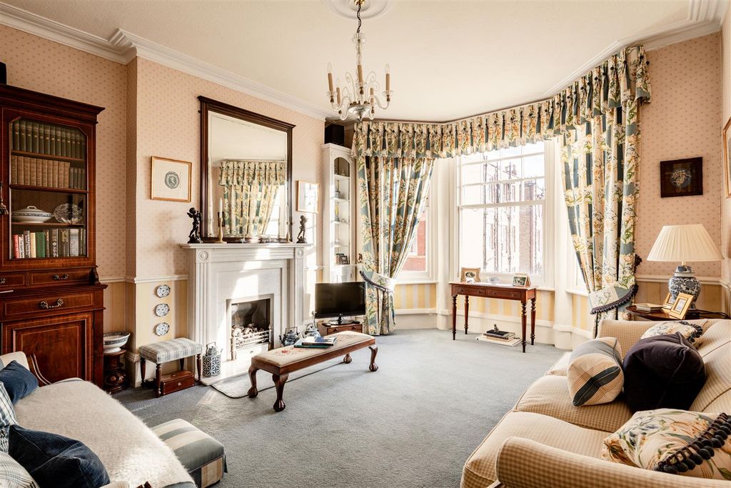 Property photo 2 of 12 Sutton Court-1.Jpg