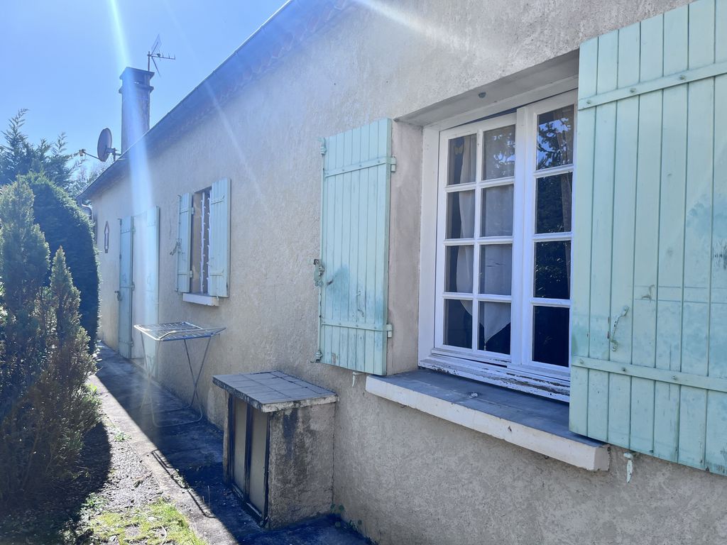 Property photo 2 of 16