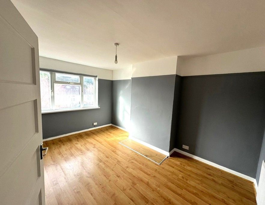 Property photo 3 of 6 Jpg