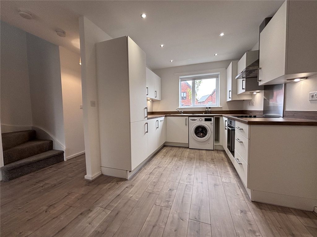 Property photo 3 of 11 Picture No. 02