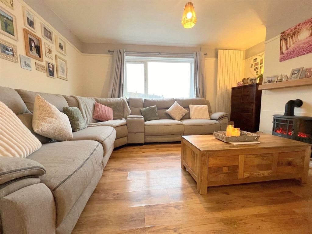 Property photo 3 of 25 Picture No. 55