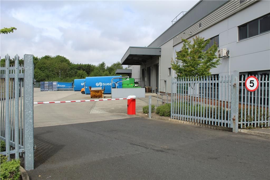 Property photo 2 of 8 Photo 7