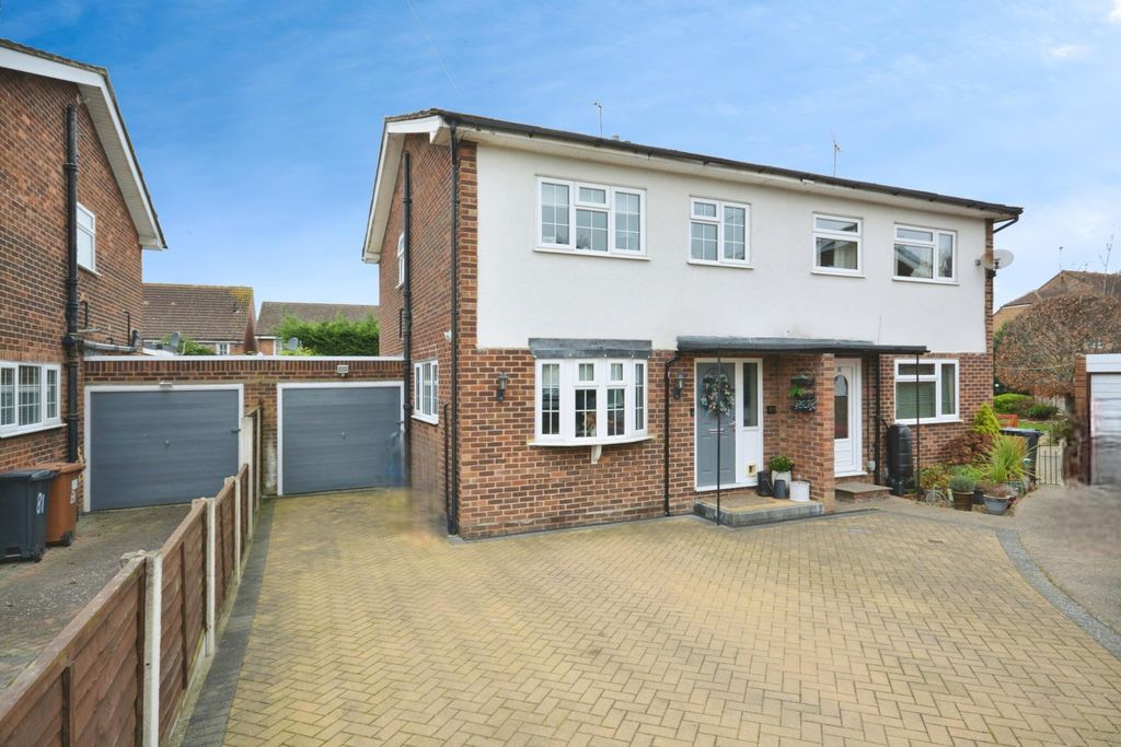 Property photo 1 of 18 Photo #1