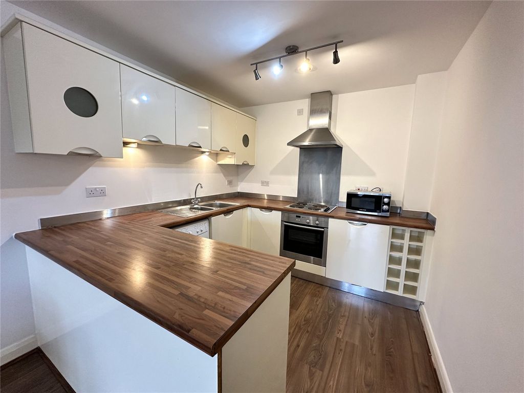 Property photo 3 of 12 Picture No. 07