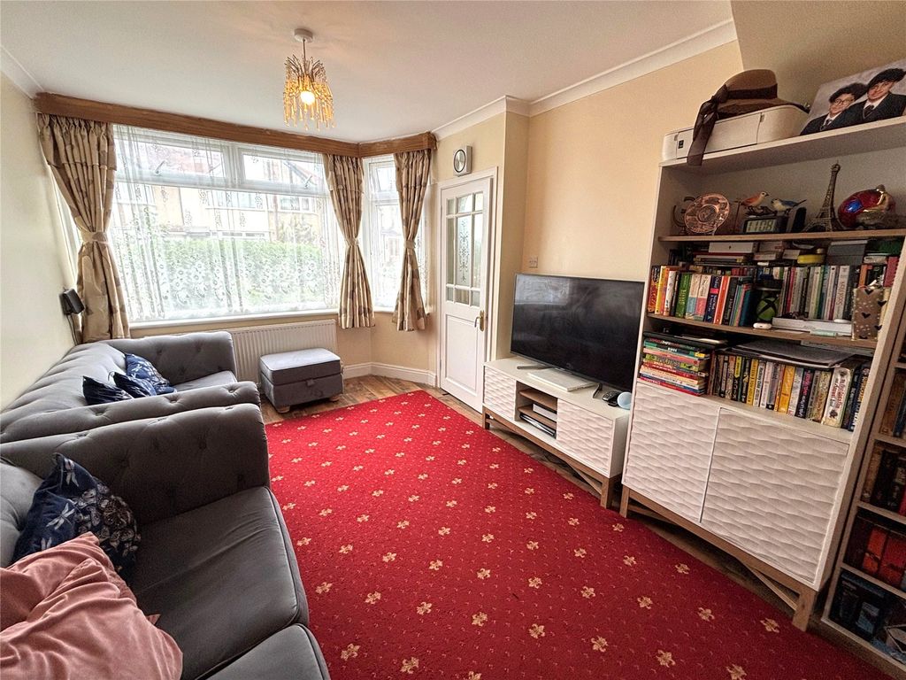 Property photo 2 of 13 Picture No. 08