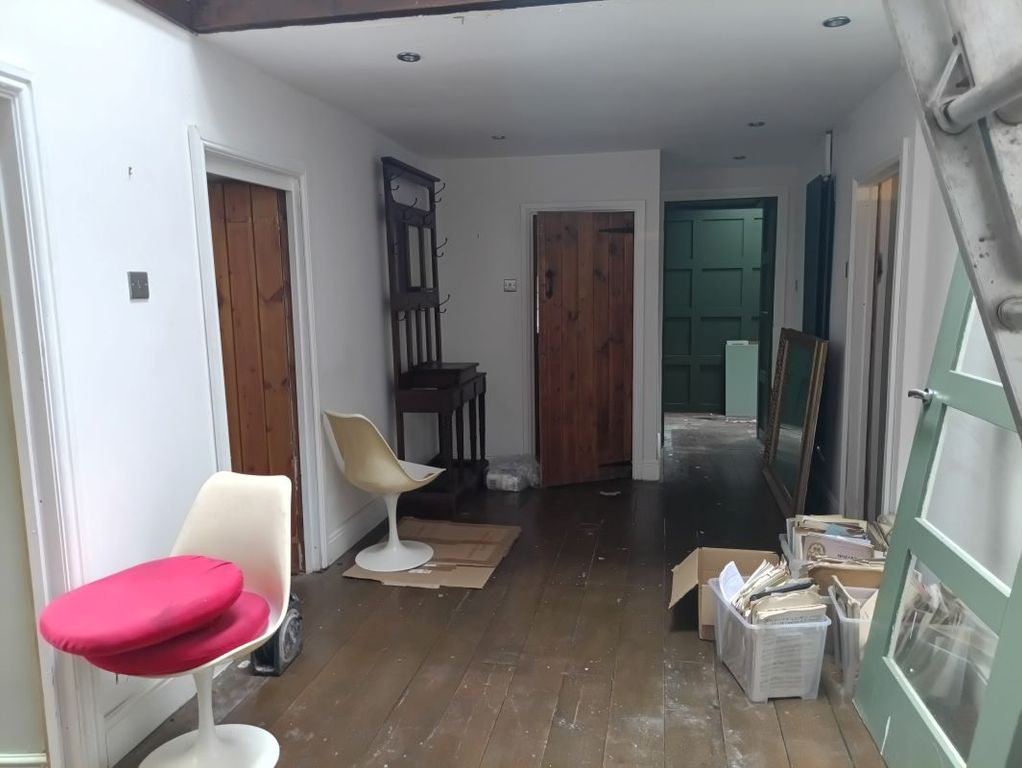 Property photo 3 of 24