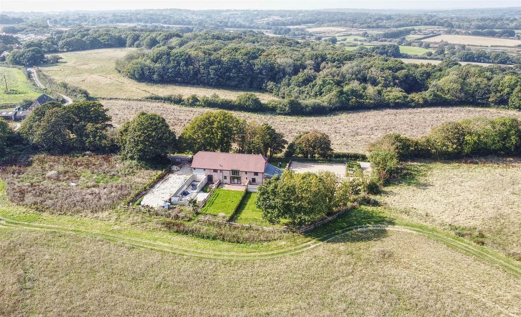 Property photo 2 of 16