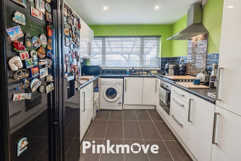 Property photo 3 of 21