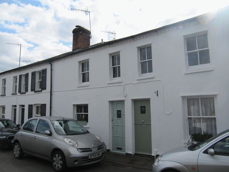 Property photo 1 of 8 Photo 6