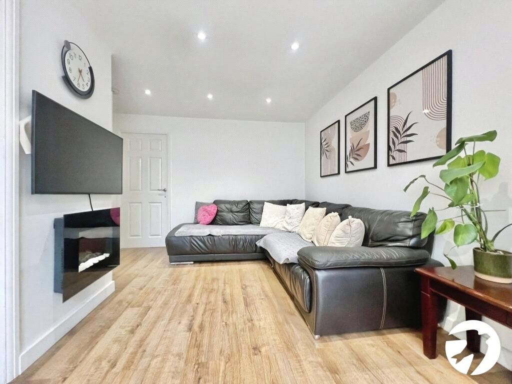 Property photo 3 of 11 Picture No. 06