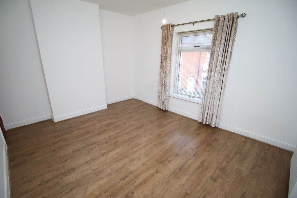 Property photo 3 of 8 Img_5924