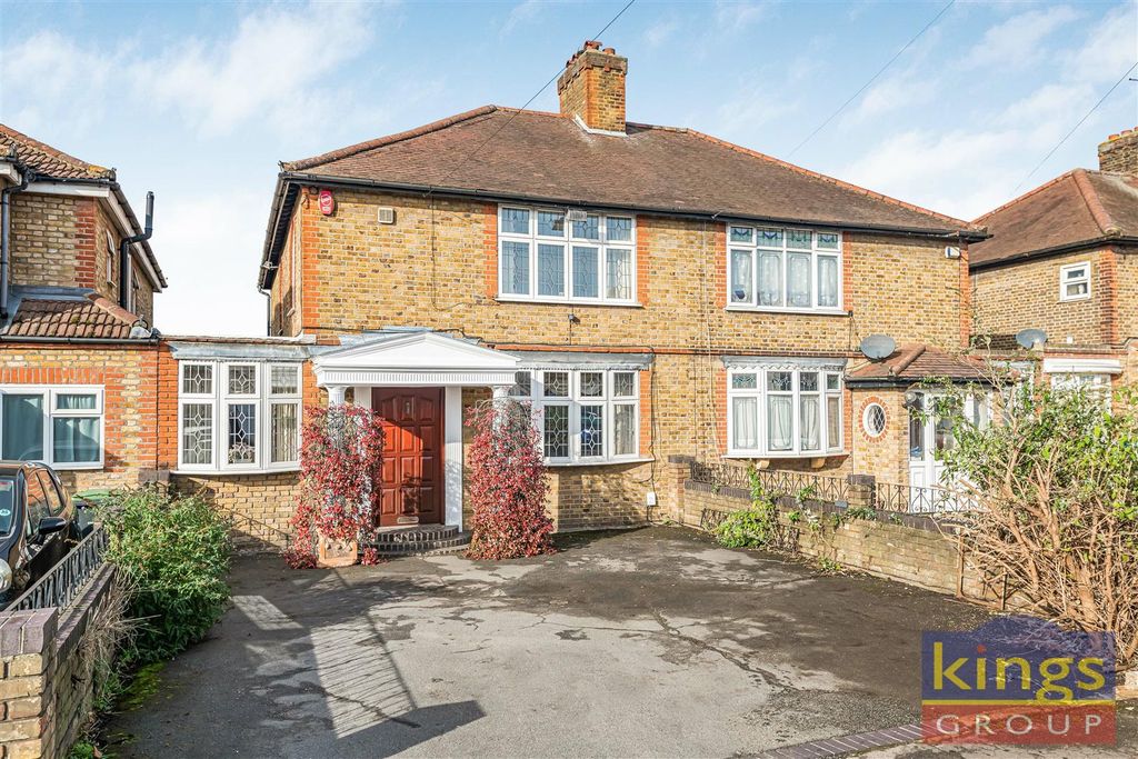 Property photo 1 of 37