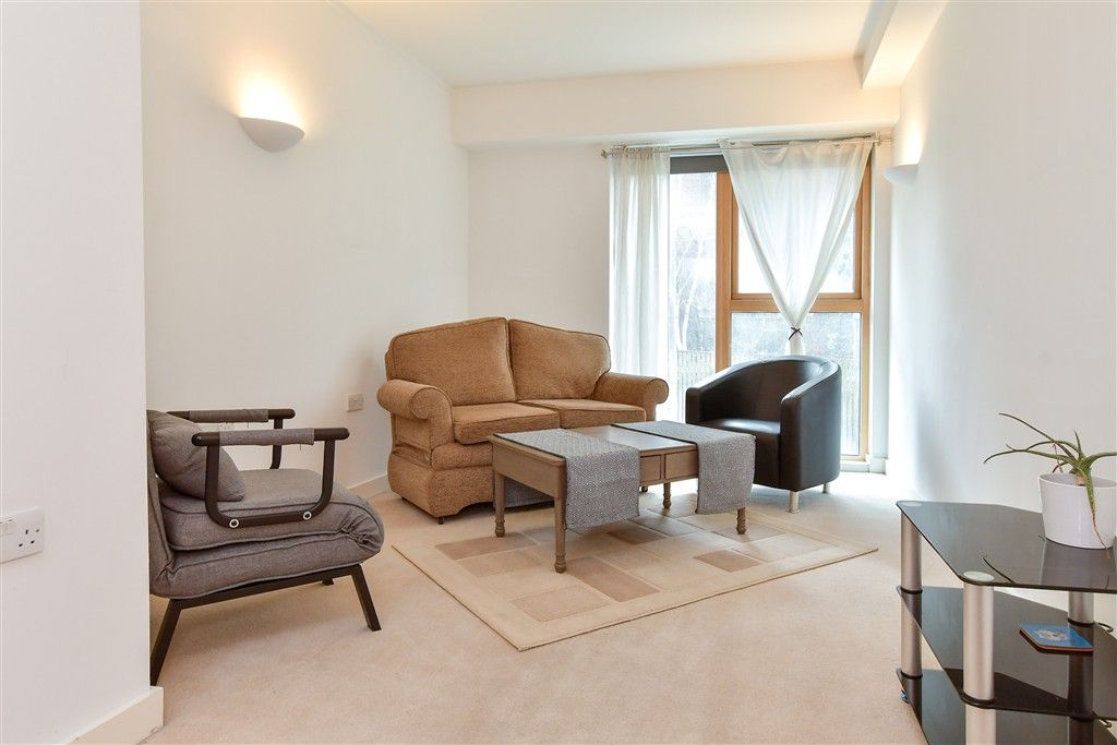 Property photo 3 of 9 Lounge/ Kitchen/ Diner