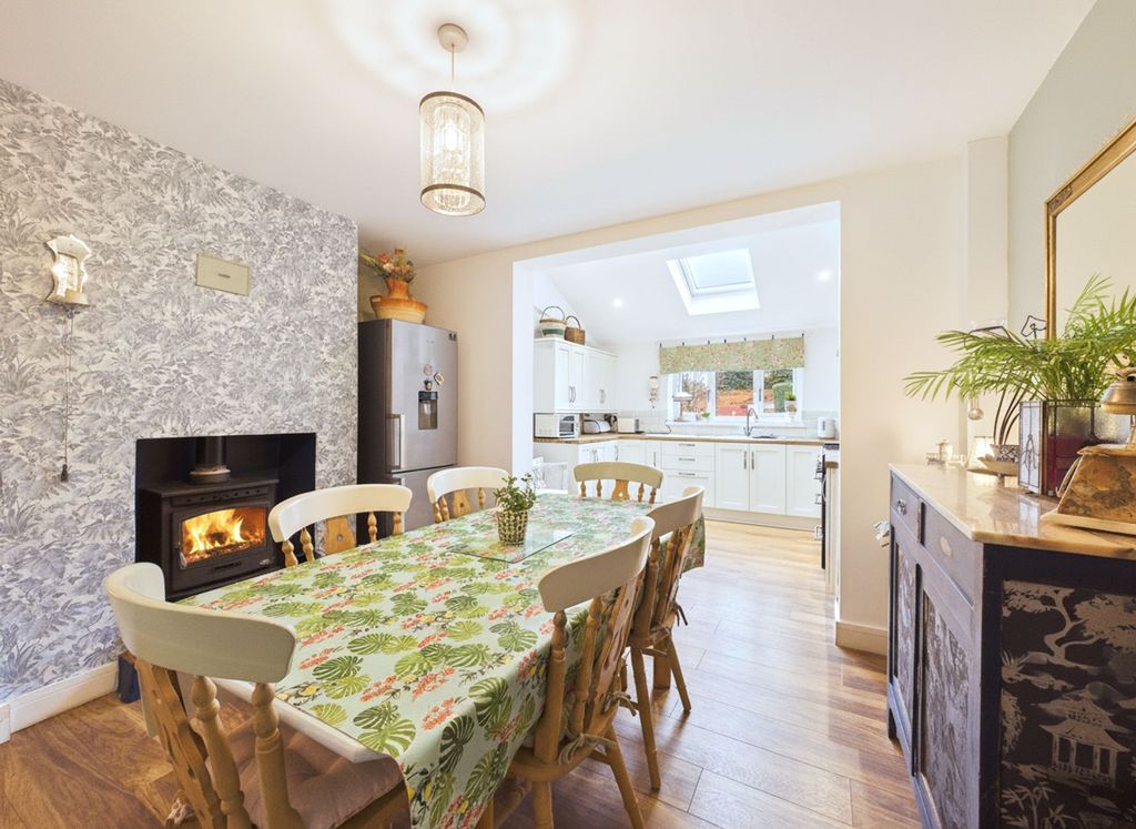 Property photo 2 of 23 Dining Room