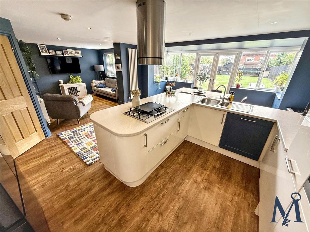 Property photo 3 of 36 Kitchen Diner