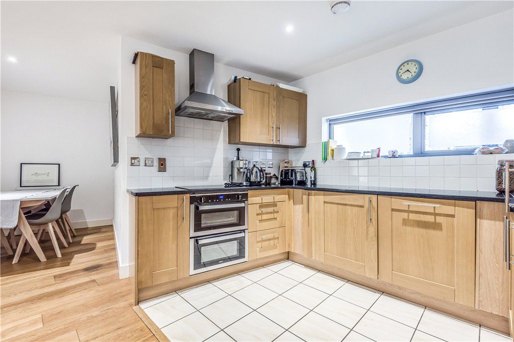 Property photo 2 of 12 Kitchen